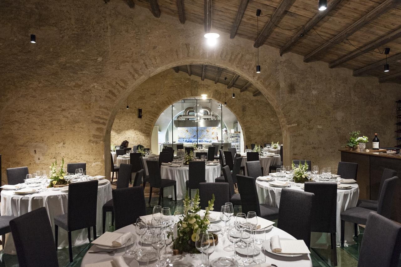 Wine Relais Feudi Del Pisciotto Villa Niscemi Buitenkant foto
