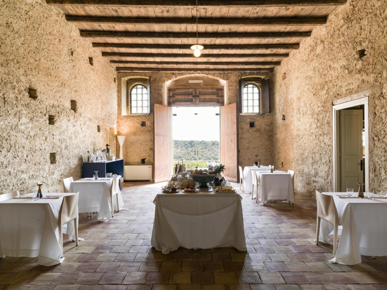 Wine Relais Feudi Del Pisciotto Villa Niscemi Buitenkant foto