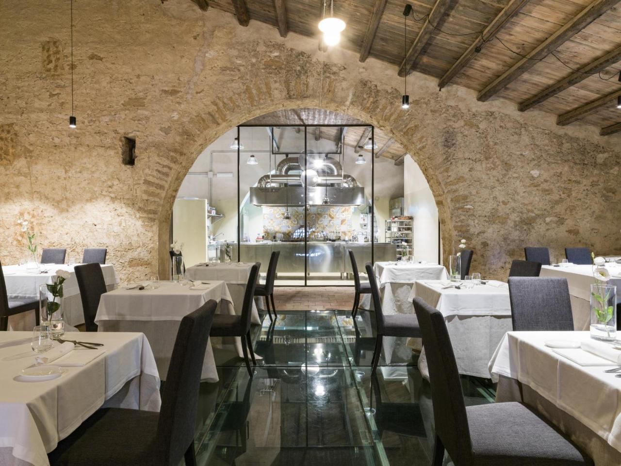 Wine Relais Feudi Del Pisciotto Villa Niscemi Buitenkant foto